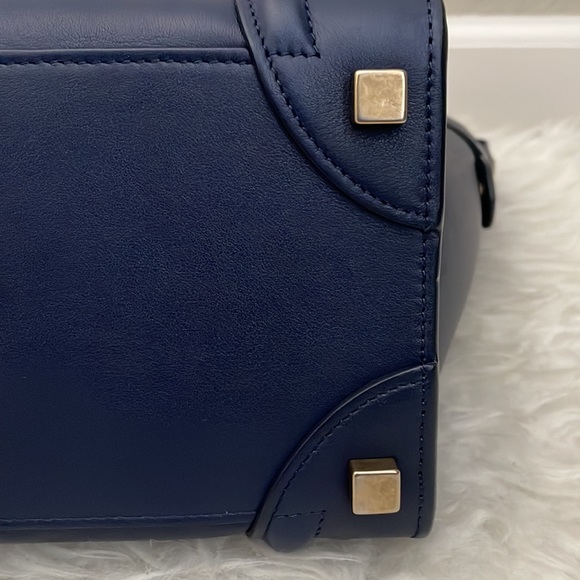 CELINE MICRO LUGGAGE HANDBAG IN SMOOTH CALFSKIN IN NAVY - Picture 5 of 14